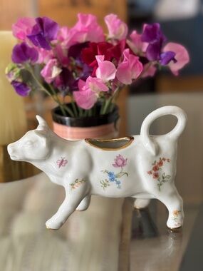 Vintage  Cow Creamer with Flowers Gold Trim